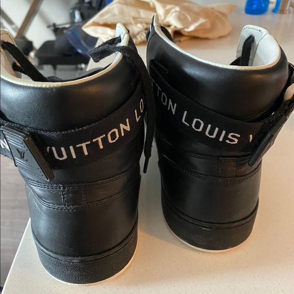 Hi-Top Louis Vuttion Sneakers - Picture 2 of 6